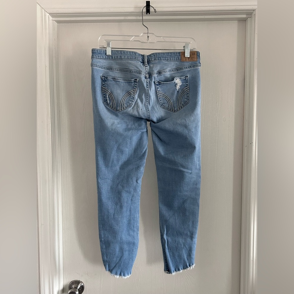 Hollister | Light Blue Distressed Ankle Jeans | Size 29 - Picture 8 of 8